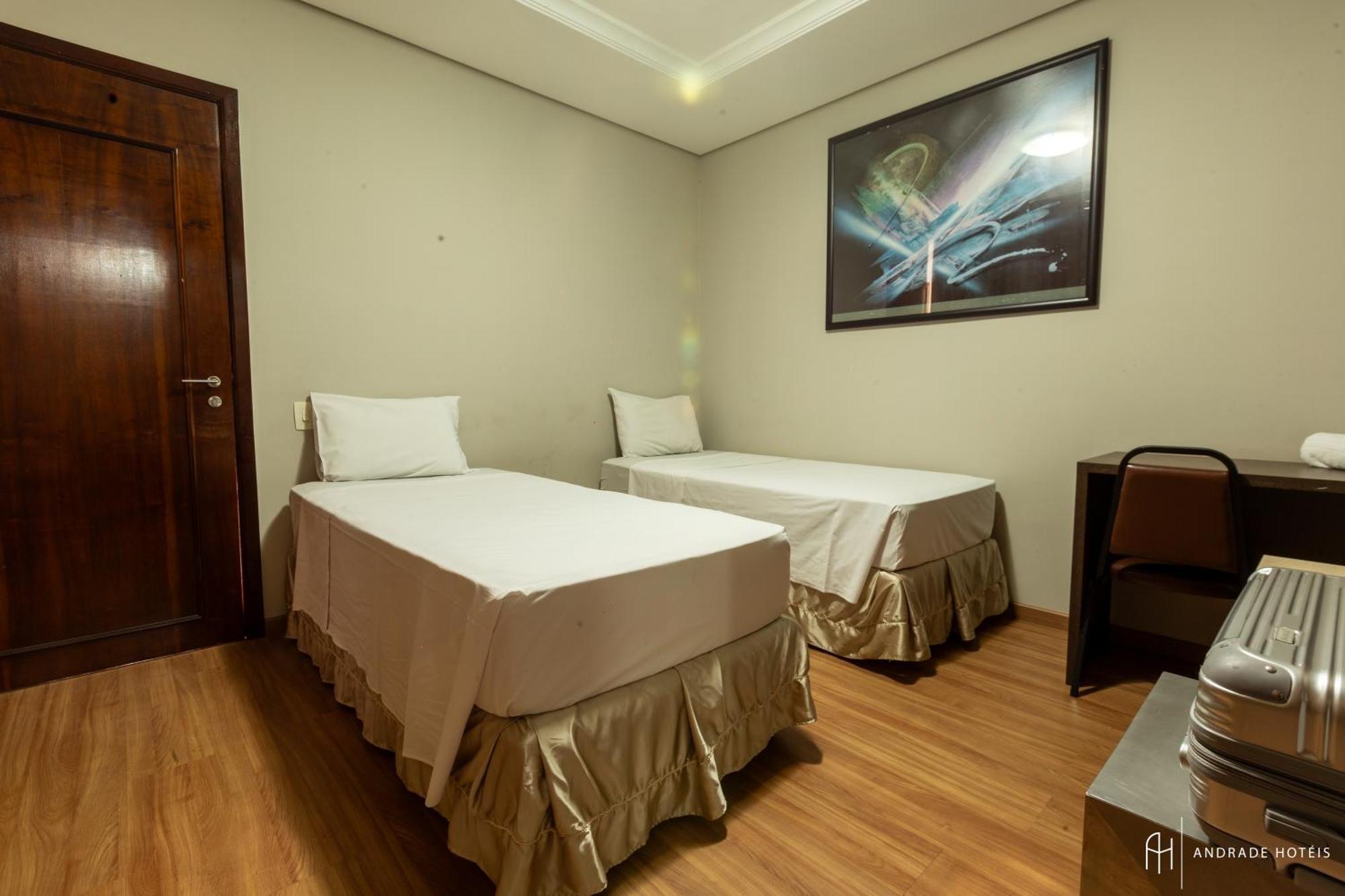 Rede Andrade Guaira Hotel Curitiba Exterior photo